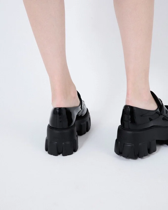 Mocasines de charol Monolith Mocasines de charol Monolith
