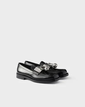 Mocasines de piel cepillada con anilla metálica