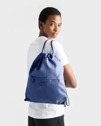 Mochila con cordón de Re-Nylon Mochila con cordón de Re-Nylon