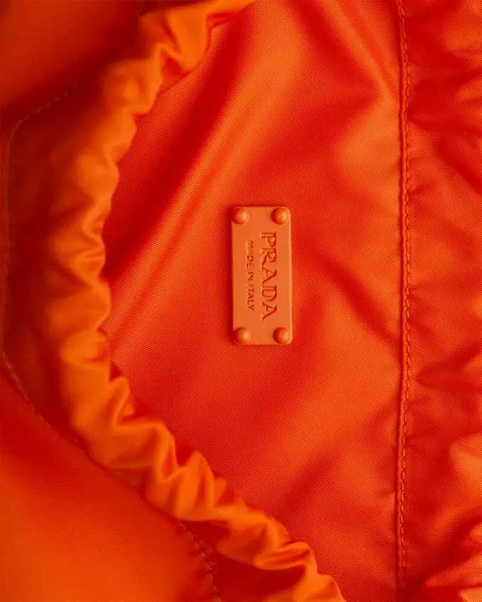 Mochila con cordón de Re-Nylon Mochila con cordón de Re-Nylon