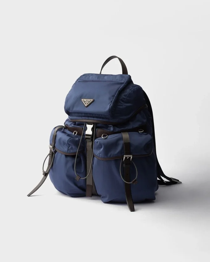 Mochila de Re-Nylon y piel Mochila de Re-Nylon y piel