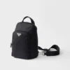 Mochila de Re-Nylon y piel Saffiano Mochila de Re-Nylon y piel Saffiano