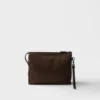 Neceser de Re-Nylon y piel Saffiano Neceser de Re-Nylon y piel Saffiano
