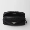 Neceser de Re-Nylon y Saffiano Neceser de Re-Nylon y Saffiano