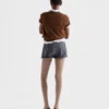 Pantalones cortos de satén grisalla y envejecido Pantalones cortos de satén grisalla y envejecido