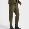 Pantalones de chándal de tejido técnico con costuras selladas térmicamente Pantalones de chándal de tejido técnico con costuras selladas térmicamente