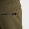 Pantalones de chándal de tejido técnico con costuras selladas térmicamente Pantalones de chándal de tejido técnico con costuras selladas térmicamente
