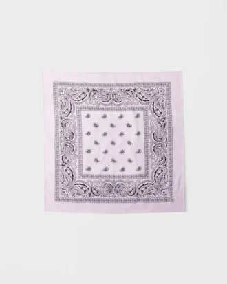 Pañuelo de algodón estampado 65 Pañuelo de algodón estampado 65