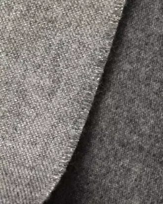 Pañuelo de noche de jacquard de seda, cachemira y lurex Pañuelo de noche de jacquard de seda, cachemira y lurex