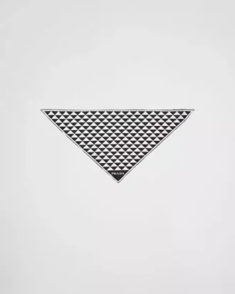 Pañuelo de sarga de seda estampado
