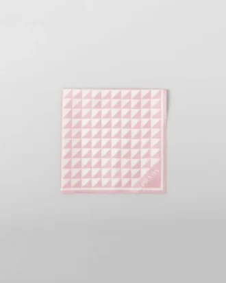 Pañuelo de sarga de seda estampado 55