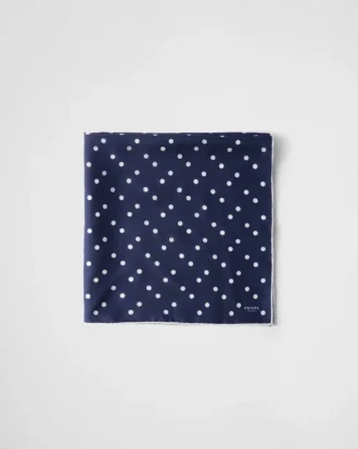 Pañuelo de sarga de seda estampado 65