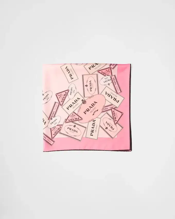 Pañuelo de sarga de seda estampado 90 Pañuelo de sarga de seda estampado 90