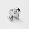 Pendiente individual Eternal Gold Nano Heart en oro blanco con diamante cultivado en laboratorio Pendiente individual Eternal Gold Nano Heart en oro blanco con diamante cultivado en laboratorio