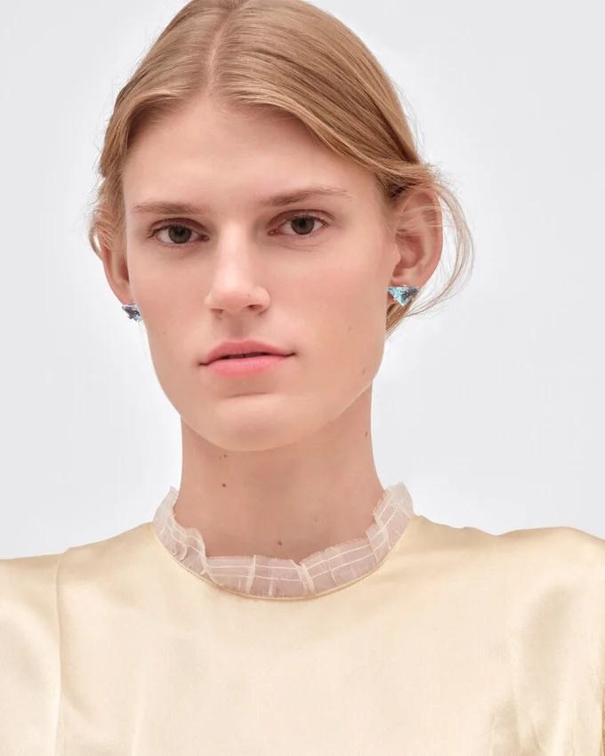 Pendientes de botón Couleur Vivante – Oro blanco con aguamarina Pendientes de botón Couleur Vivante – Oro blanco con aguamarina