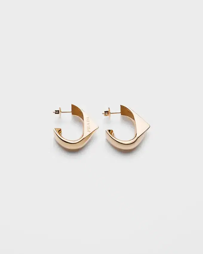 Pendientes pequeños Eternal Gold en oro amarillo Pendientes pequeños Eternal Gold en oro amarillo