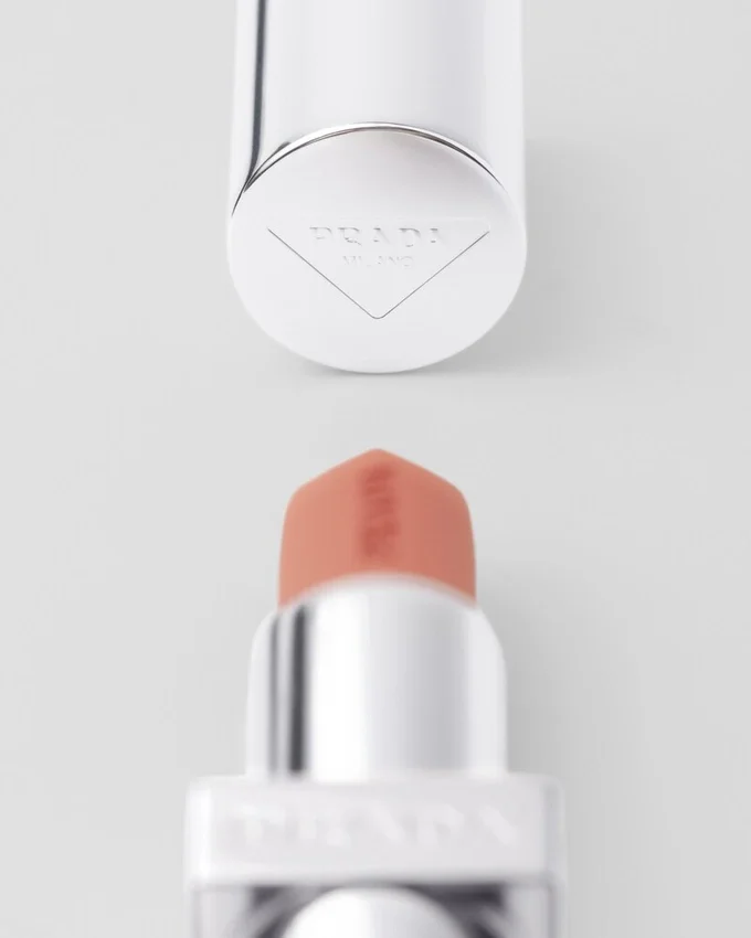Pintalabios Prada Monochrome Soft Matte – P159 – Nudo Pintalabios Prada Monochrome Soft Matte – P159 – Nudo