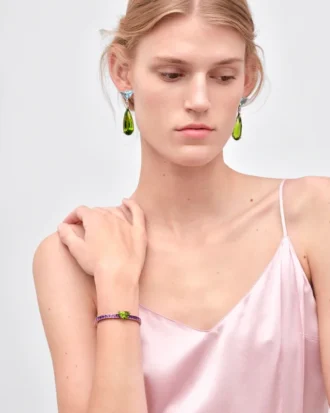 Pulsera Couleur Vivante – Oro blanco con peridoto y amatista Pulsera Couleur Vivante – Oro blanco con peridoto y amatista