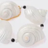 Pulsera de plata con conchas