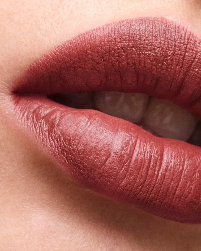 Recambio de barra de labios Prada Monochrome Hyper Matte – B02 – Quartz Recambio de barra de labios Prada Monochrome Hyper Matte – B02 – Quartz