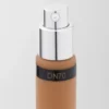 Recambio de la base de maquillaje Prada Reveal Skin Optimizing Foundation – Dn70 – Neutro oscuro Recambio de la base de maquillaje Prada Reveal Skin Optimizing Foundation – Dn70 – Neutro oscuro