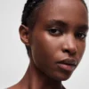 Recambio de la base de maquillaje Prada Reveal Skin Optimizing Foundation – DW85 – Dark Warm Recambio de la base de maquillaje Prada Reveal Skin Optimizing Foundation – DW85 – Dark Warm
