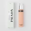 Recambio de la base de maquillaje Prada Reveal Skin Optimizing Foundation – LC10 – Light Cool Recambio de la base de maquillaje Prada Reveal Skin Optimizing Foundation – LC10 – Light Cool