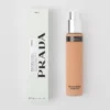 Recambio de la base de maquillaje Prada Reveal Skin Optimizing Foundation – Mn60 – Tono medio neutro Recambio de la base de maquillaje Prada Reveal Skin Optimizing Foundation – Mn60 – Tono medio neutro