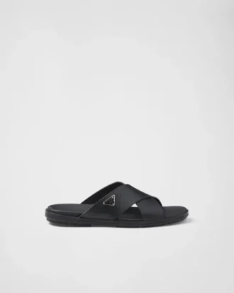 Sandalias cruzadas de piel