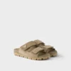 Sandalias de ante con tiras Sandalias de ante con tiras