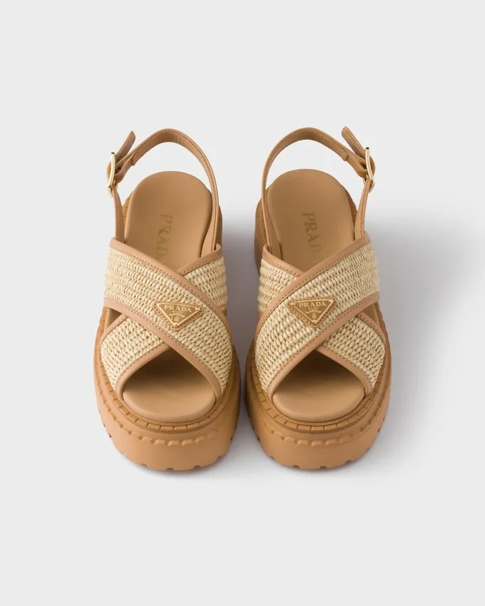 Sandalias de ganchillo y cuero Sandalias de ganchillo y cuero