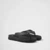 Sandalias de goma con tiras Sandalias de goma con tiras