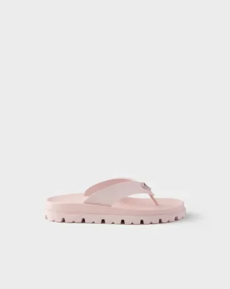 Sandalias de goma con tiras