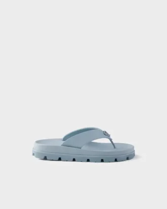 Sandalias de goma con tiras Sandalias de goma con tiras