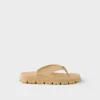 Sandalias de goma con tiras Sandalias de goma con tiras