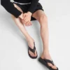 Sandalias de goma con tiras Sandalias de goma con tiras