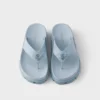 Sandalias de goma con tiras Sandalias de goma con tiras