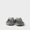 Sandalias de goma con tiras Sandalias de goma con tiras