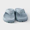 Sandalias de goma con tiras Sandalias de goma con tiras