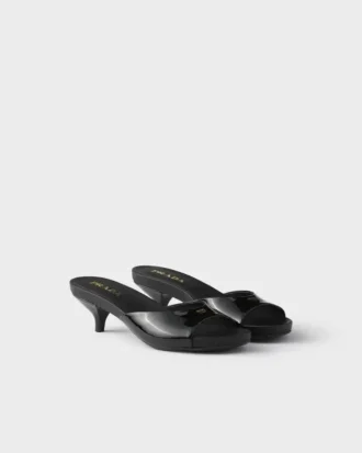 Sandalias de tacón bajo de charol