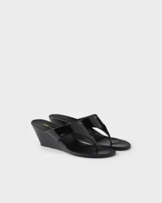 Sandalias de tiras de charol