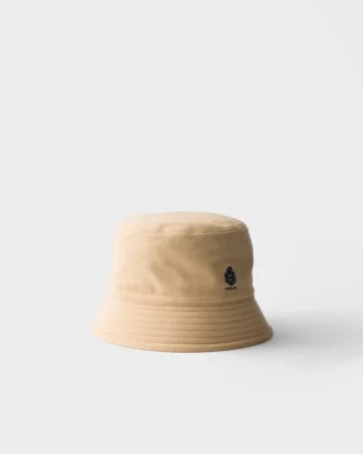 Sombrero de pescador de piqué antiguo