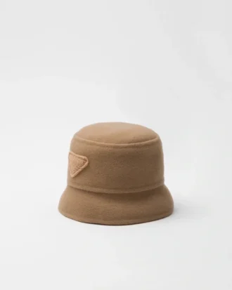 Sombrero de pescador de terciopelo