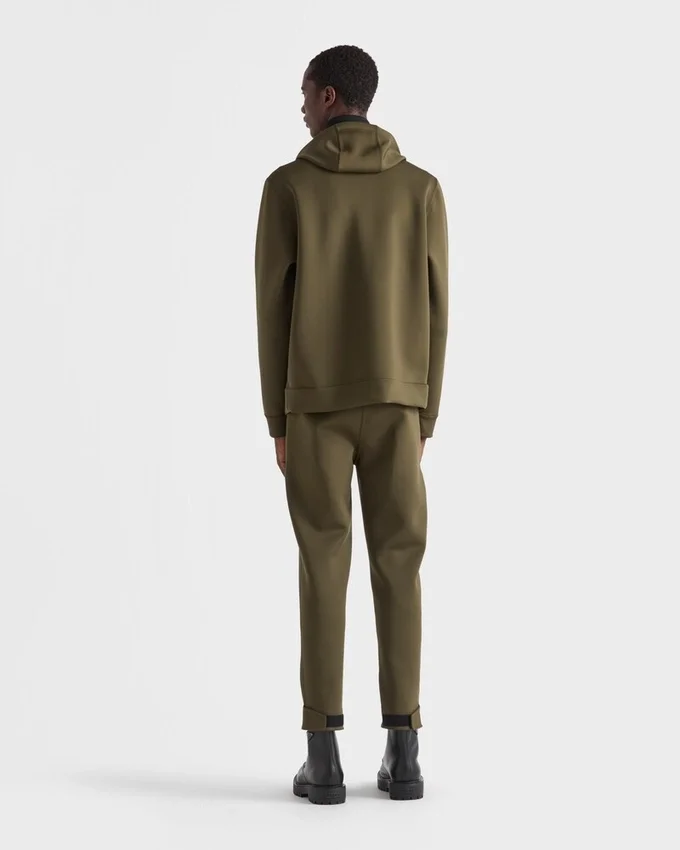 Sudadera con capucha de tejido técnico Sudadera con capucha de tejido técnico