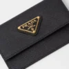 Tarjetero de piel Saffiano Tarjetero de piel Saffiano