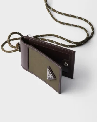 Tarjetero Prada Speedrock de Re-Nylon y piel con correa