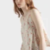 Top de lino con estampado floral bordado Top de lino con estampado floral bordado