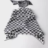 Top halter de sarga de seda estampado Top halter de sarga de seda estampado