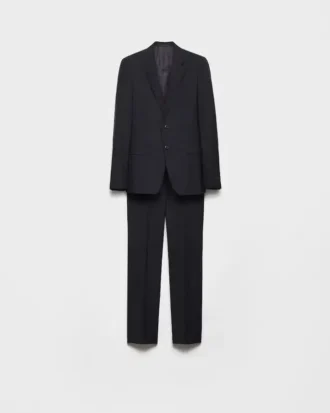 Traje de lana y mohair de botonadura sencilla
