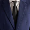 Traje de lana y mohair de botonadura sencilla Traje de lana y mohair de botonadura sencilla